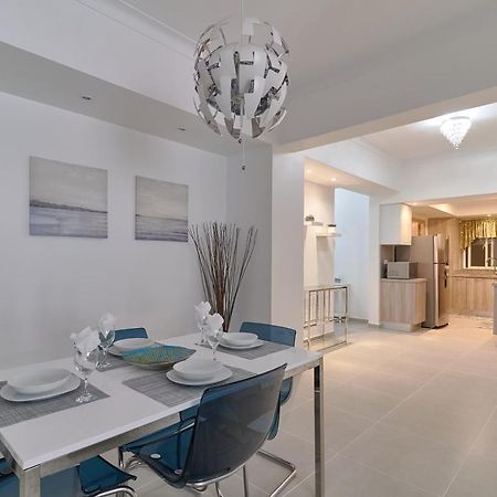 Dom. Rep. Exclusive 2 Bed Apt. Evaristo Morales Santo Domingo Kültér fotó