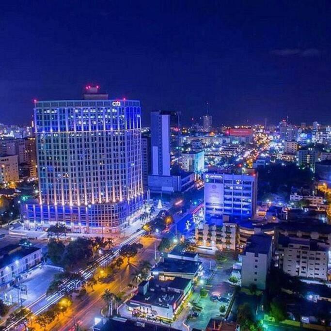 Dom. Rep. Exclusive 2 Bed Apt. Evaristo Morales Santo Domingo Kültér fotó