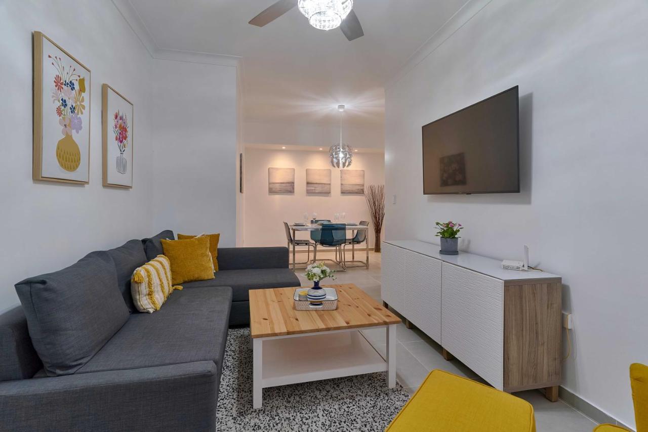 Dom. Rep. Exclusive 2 Bed Apt. Evaristo Morales Santo Domingo Kültér fotó