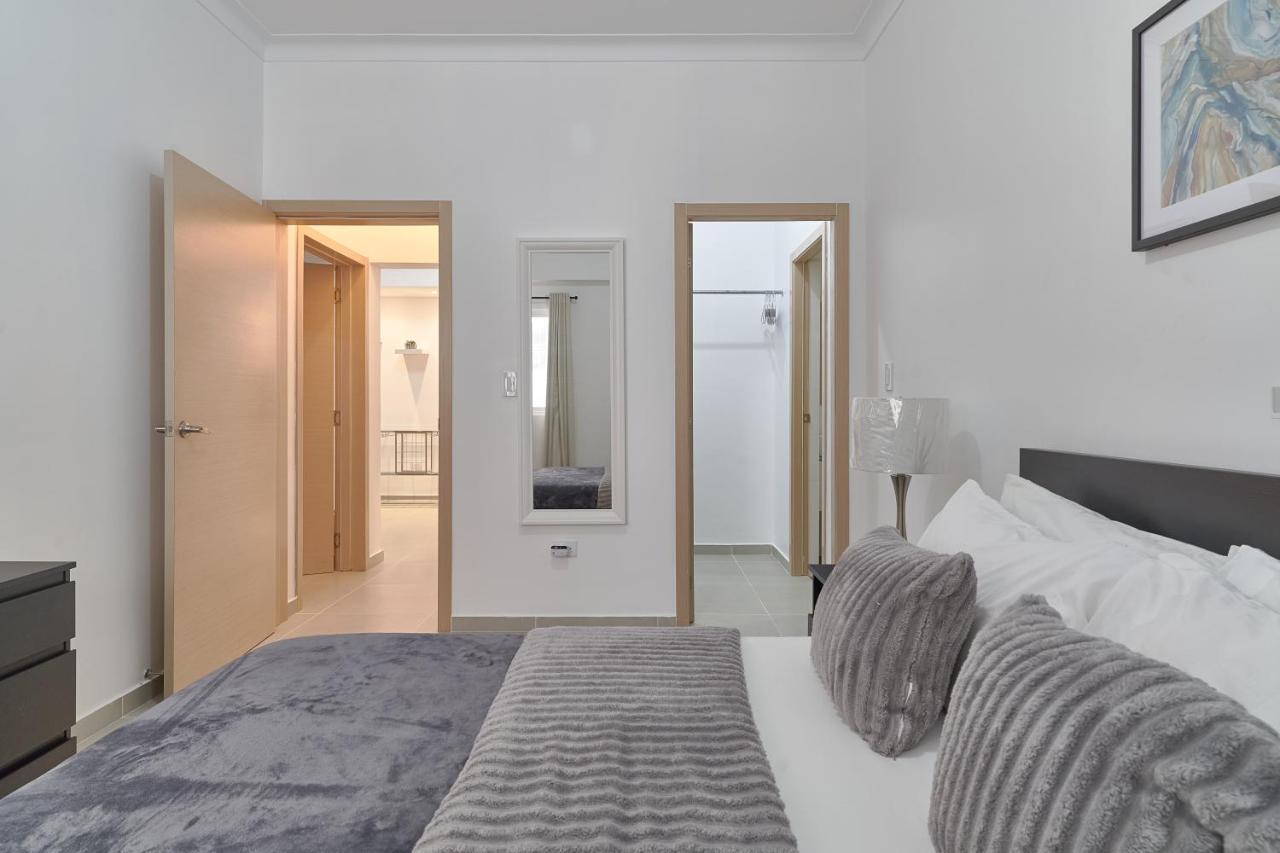 Dom. Rep. Exclusive 2 Bed Apt. Evaristo Morales Santo Domingo Kültér fotó