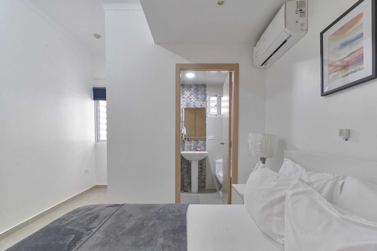 Dom. Rep. Exclusive 2 Bed Apt. Evaristo Morales Santo Domingo Kültér fotó