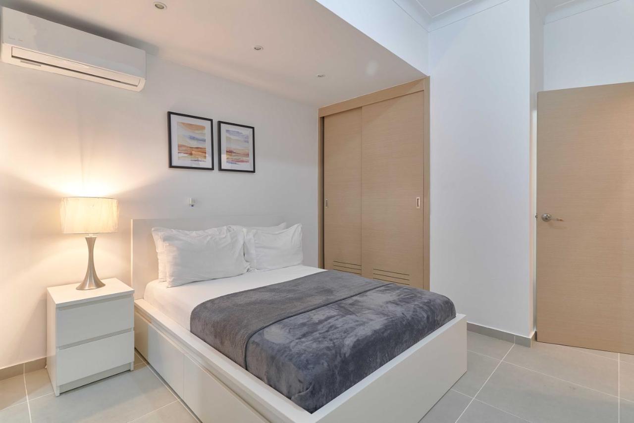 Dom. Rep. Exclusive 2 Bed Apt. Evaristo Morales Santo Domingo Kültér fotó